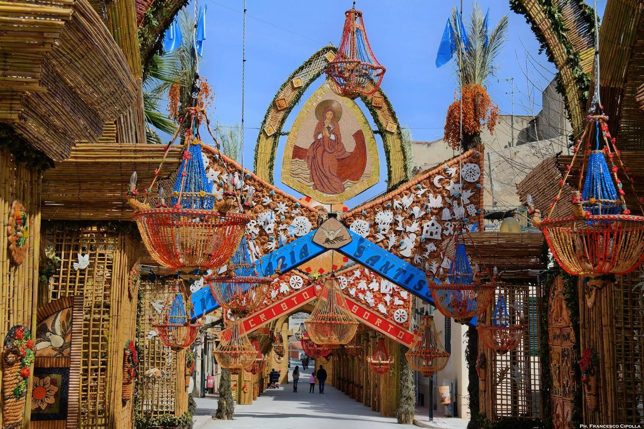 Archi Di Pasqua